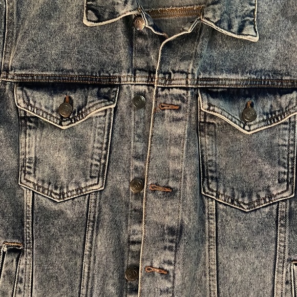 Jean Jacket used twice - Picture 3 of 4